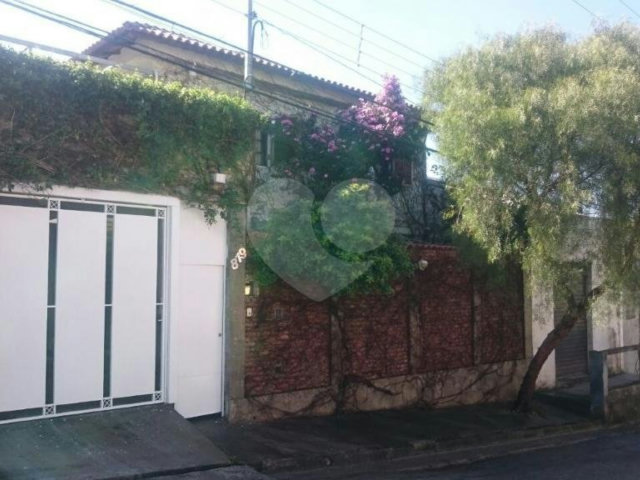 Sobrado à venda com 3 quartos, sendo 2 suítes,  em Artur Alvim, São Paulo, SP