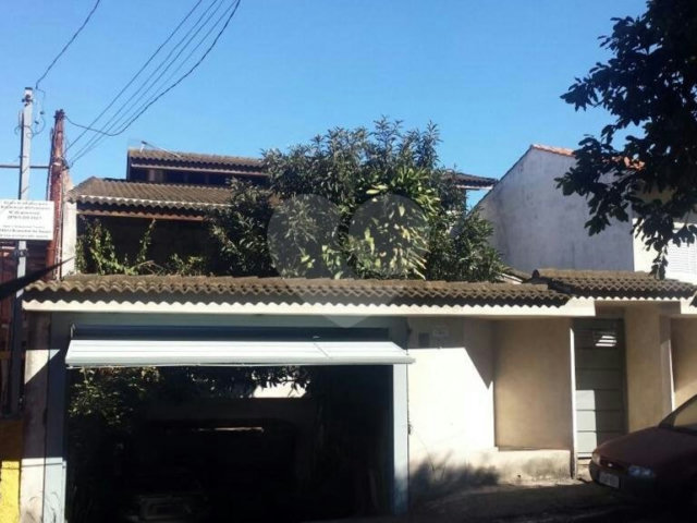 Sobrado à venda com 5 quartos, sendo 3 suítes,  em Tremembé, São Paulo, SP