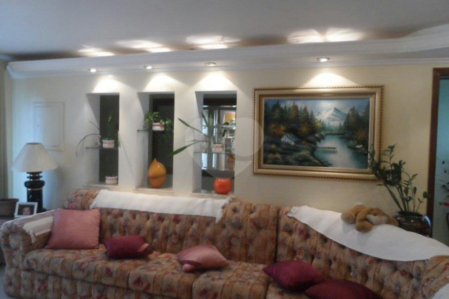 Sobrado à venda com 3 quartos, sendo 1 suíte, em Jardim Virginia Bianca, São Paulo, SP