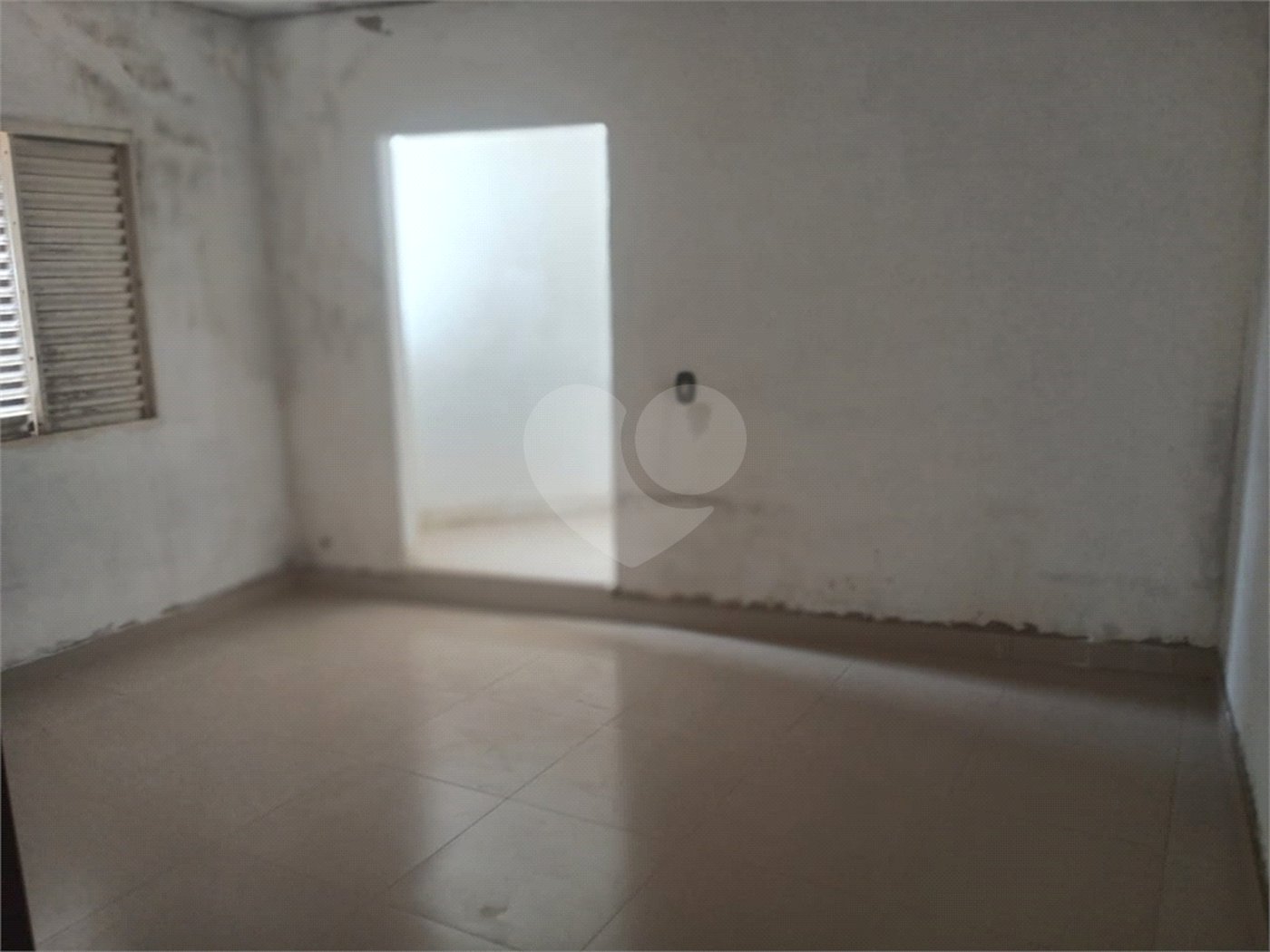 Casa à venda com 3 quartos, sendo 1 suíte,  em Jardim do Lago, Jundiaí, SP