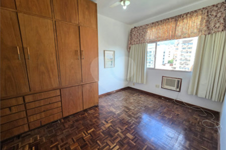 Apartamento à venda com 3 quartos, sendo 1 suíte, em Tijuca, Rio de Janeiro, RJ