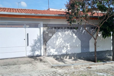 Casa de Vila à venda com 3 quartos em Jardim Santa Cruz, Salto, SP