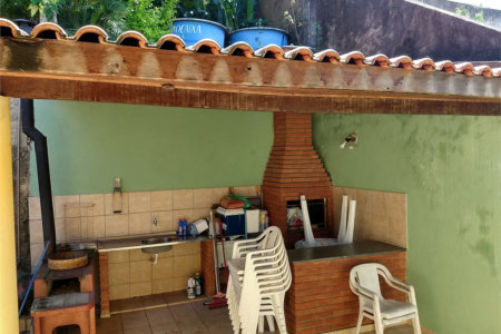 Sobrado à venda com 4 quartos, sendo 1 suíte,  em Parque dos Príncipes, São Paulo, SP
