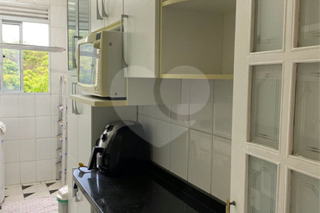 Apartamento à venda com 3 quartos em Vila dos Remédios, São Paulo, SP