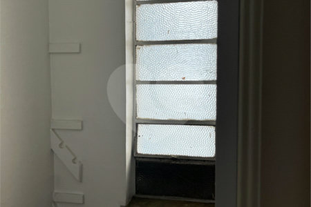 Sobrado à venda com 4 quartos, sendo 1 suíte, em Liberdade, São Paulo, SP