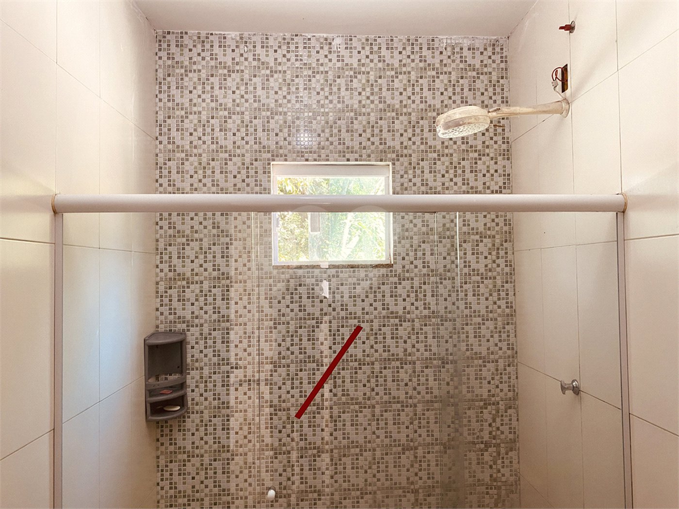 Casa em condomínio para alugar com 2 quartos, sendo 1 suíte, em Caravelas, Armação dos Búzios, RJ