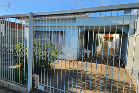 Casa à venda com 4 quartos, sendo 1 suíte, no Centro, Araraquara, SP