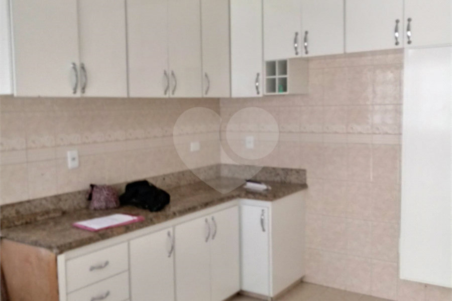 Sobrado à venda com 3 quartos, sendo 1 suíte, em Tremembé, São Paulo, SP