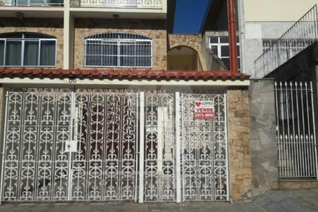Sobrado à venda com 3 quartos, sendo 1 suíte, em Vila Nivi, São Paulo, SP
