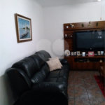 Casa Térrea à venda com 3 quartos, sendo 1 suíte, em Vila Galvão, Guarulhos, SP