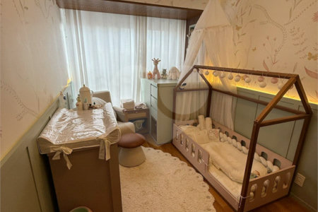 Apartamento à venda com 3 quartos, sendo 1 suíte, em Vila Mariana, São Paulo, SP