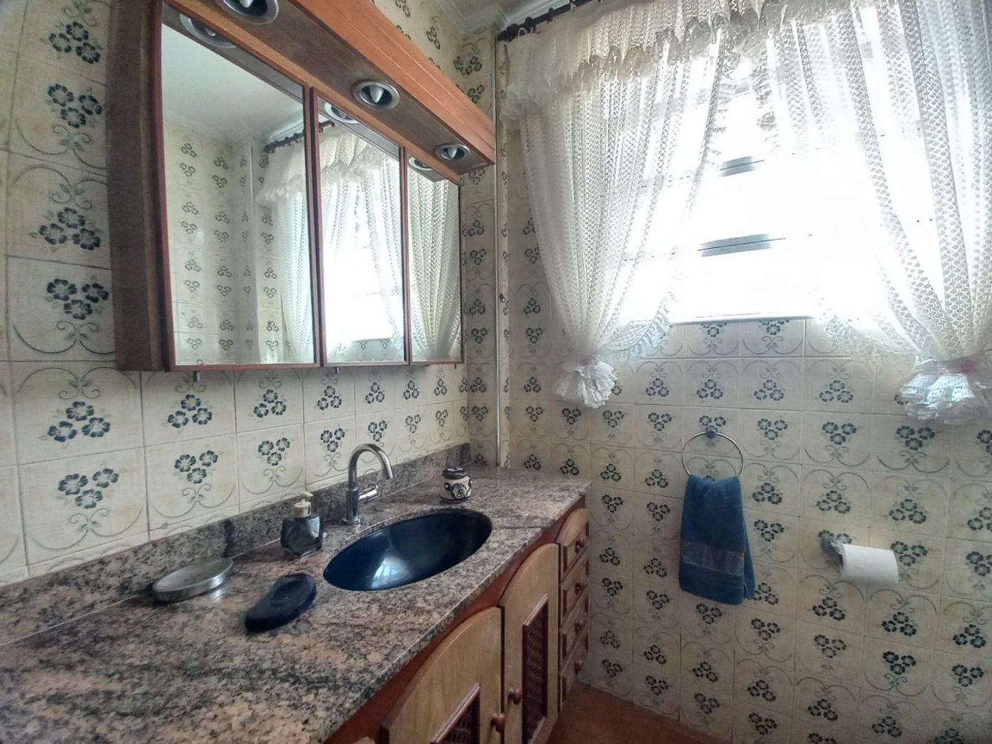 Belíssimo Apartamento de Frente, 3 Quartos, com Garagem Fechada, à Venda no Marapé – Santos/SP