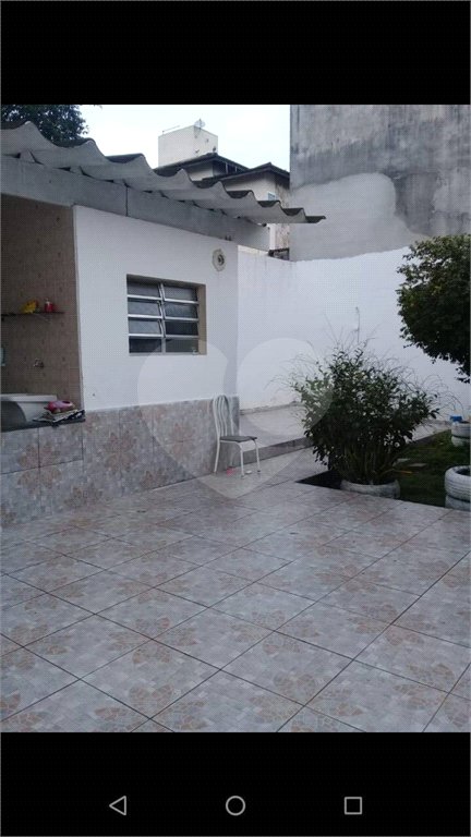 Casa à venda com 4 quartos, sendo 1 suíte, em Parque Santa Rosa, Suzano, SP