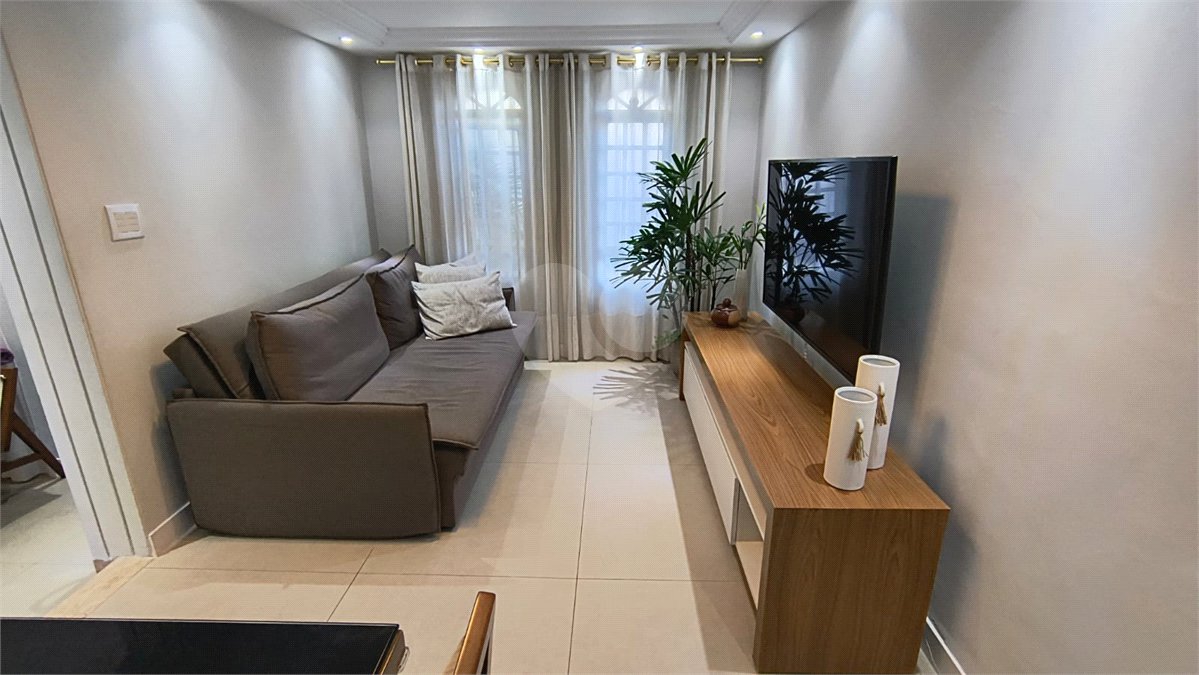 Sobrado à venda com 3 quartos, sendo 1 suíte, em Vila Medeiros, São Paulo, SP