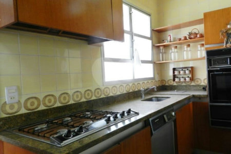 Apartamento à venda com 3 quartos, sendo 1 suíte, em Alto da Boa Vista, São Paulo, SP