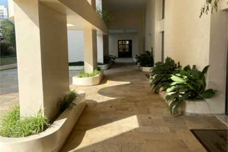 Apartamento à venda com 4 quartos, sendo 3 suítes,  em Vila Andrade, São Paulo, SP