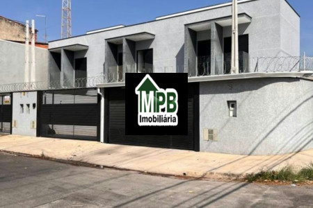 Sobrado à venda com 2 quartos em Jardim Simus, Sorocaba, SP