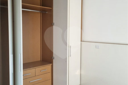 Loja à venda com 3 quartos, sendo 1 suíte,  em Vila Mariana, São Paulo, SP
