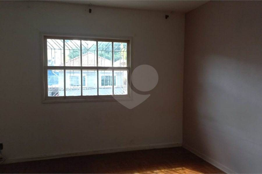 Sobrado à venda com 4 quartos, sendo 1 suíte, em Vila Mazzei, São Paulo, SP