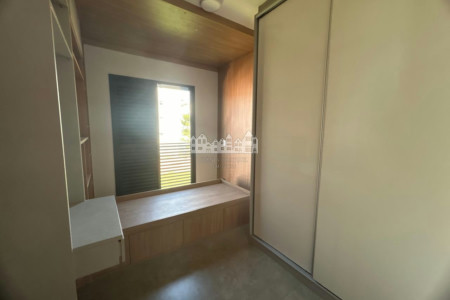 Apartamento à venda com 3 quartos, sendo 1 suíte, no centro de Atibaia - SP