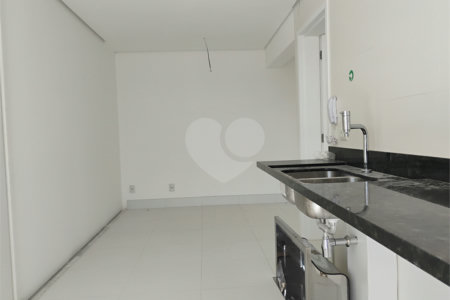 Apartamento à venda com 3 suítes em Anhangabaú, Jundiaí, SP