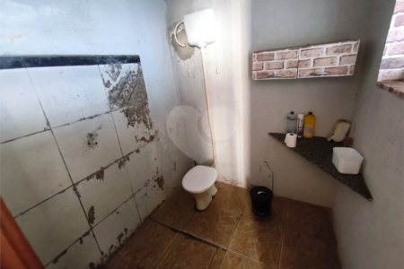 Casa à venda com 4 quartos em Vila Barth, Itapetininga, SP