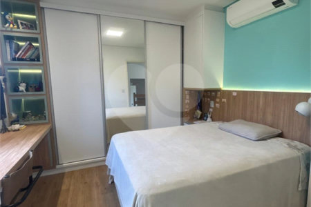 Casa à venda com 3 suítes no condomínio Braziliana, Valinhos - SP