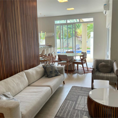 Casa à venda com 4 suítes no condomínio Basel, Campinas - SP