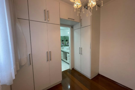 Apartamento 3 dormitórios com 2 suítes, 2 vagas demarcadas, no Embaré, Santos