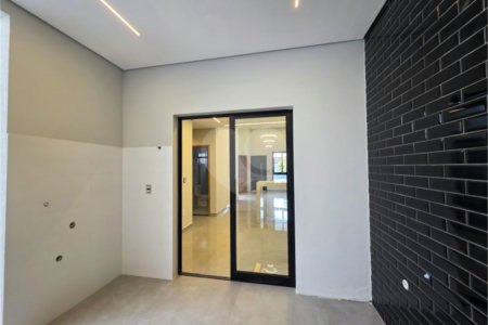 Casa à venda com 3 quartos, sendo 1 suíte,  no condomínio Jardim Residencial Villagio Ipanema I, Sorocaba - SP