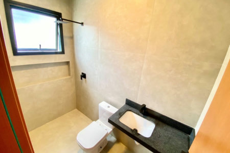Casa à venda com 3 quartos, sendo 3 suítes, no condomínio Vila Giardino, Jundiaí - SP
