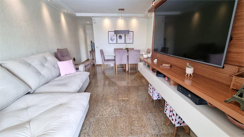Apartamento à venda com 3 quartos, sendo 1 suíte, em Jardim Marajoara, São Paulo, SP