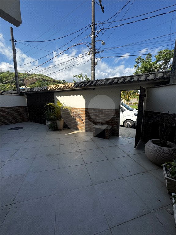 Casa à venda com 3 quartos, sendo 1 suíte, no condomínio Village da Posse, Rio de Janeiro - RJ