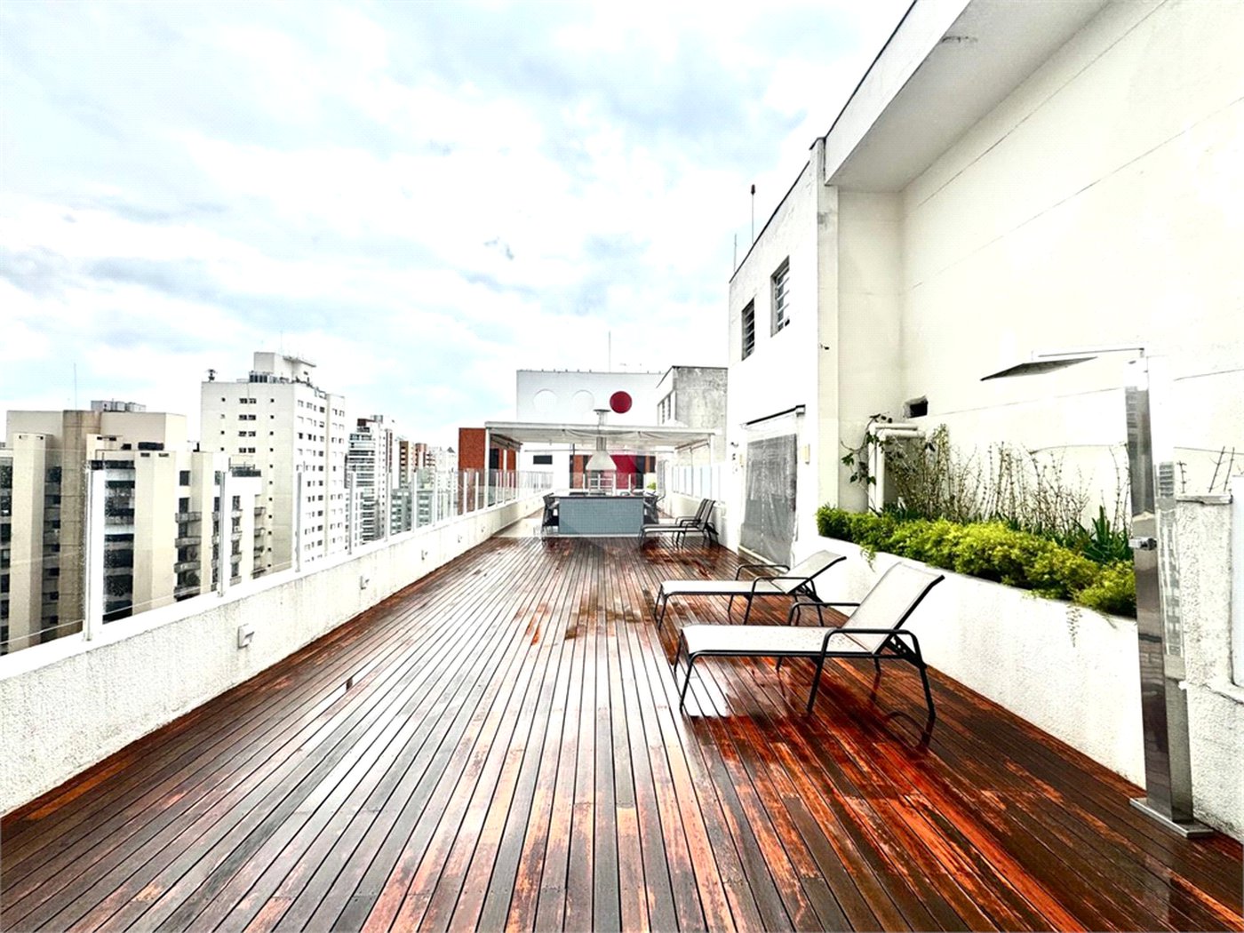 Apartamento à venda com 2 quartos em Moema, São Paulo, SP