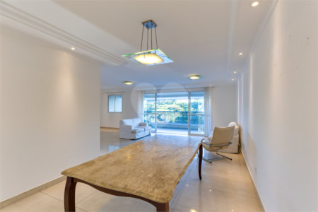 Apartamento à venda com 3 suítes em Alto da Boa Vista, São Paulo, SP