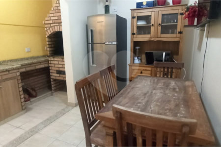 Sobrado à venda com 3 suítes em Vila Mazzei, São Paulo, SP