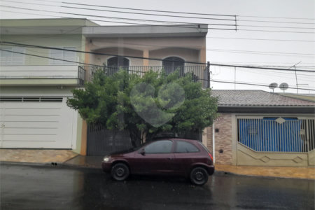 Casa a Venda no Jardim Belvedere