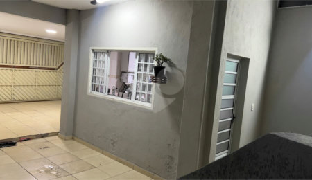 Sobrado à venda com 3 quartos em Cidade Kemel, São Paulo, SP