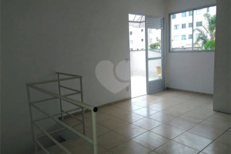 Apartamento à venda com 2 quartos, sendo 1 suíte,  em Vila Santana, Mogi das Cruzes, SP