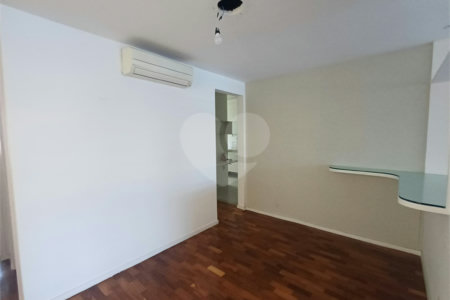 Apartamento à venda com 3 quartos, sendo 1 suíte,  em Lagoa, Rio de Janeiro, RJ