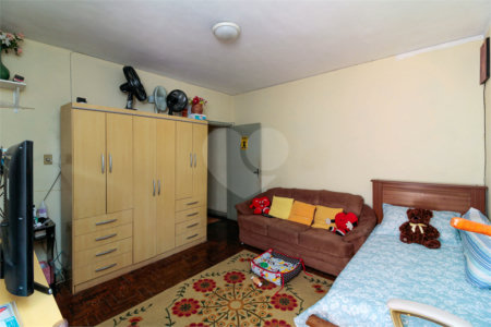 Casa Térrea à venda com 3 quartos em Vila Medeiros, São Paulo, SP