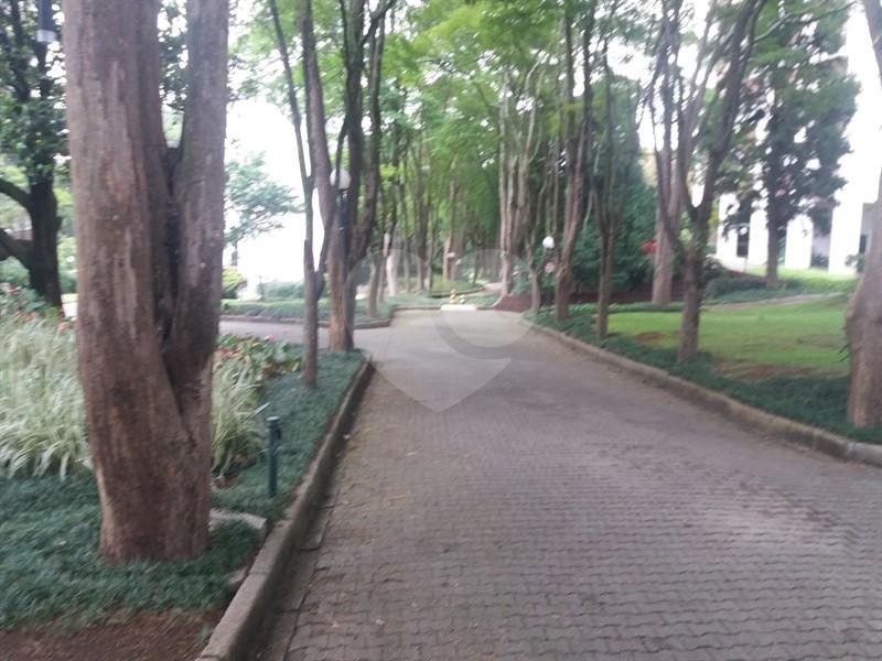 Apartamento à venda com 4 suítes em Jardim Marajoara, São Paulo, SP