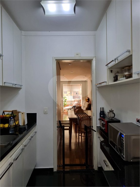 Apartamento à venda com 3 quartos, sendo 1 suíte, em Vila Olímpia, São Paulo, SP