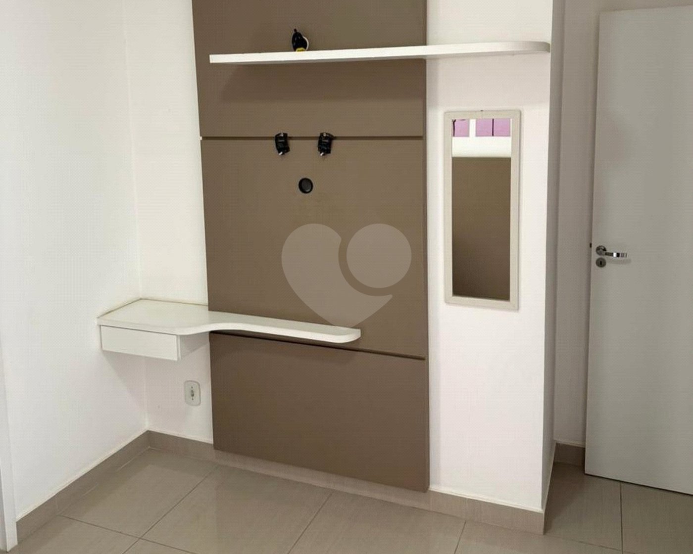 Apartamento à venda com 3 quartos, sendo 1 suíte, em Jardim Nova Manchester, Sorocaba, SP