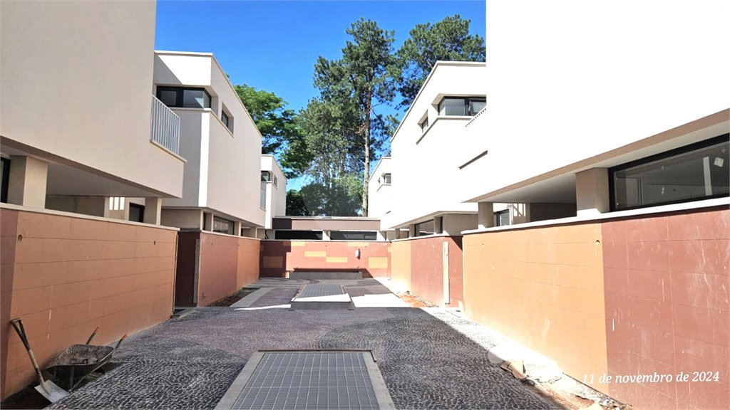 Casa à venda com 4 suítes no condomínio Garda, São Paulo - SP