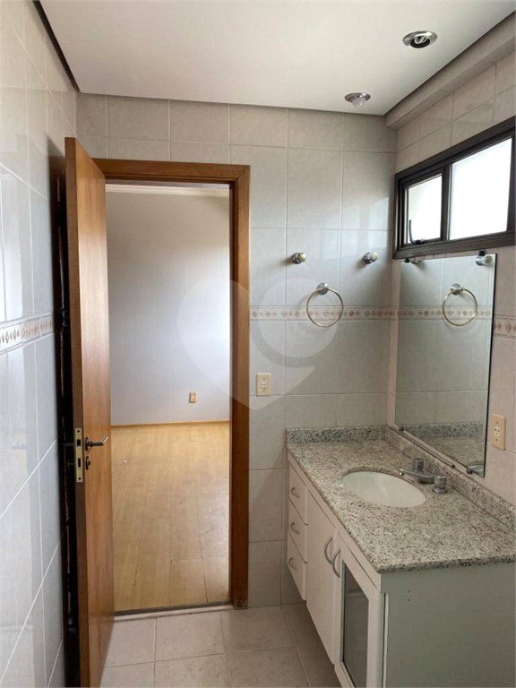 Apartamento à venda com 3 quartos, sendo 1 suíte, em Vila Costa, Suzano, SP
