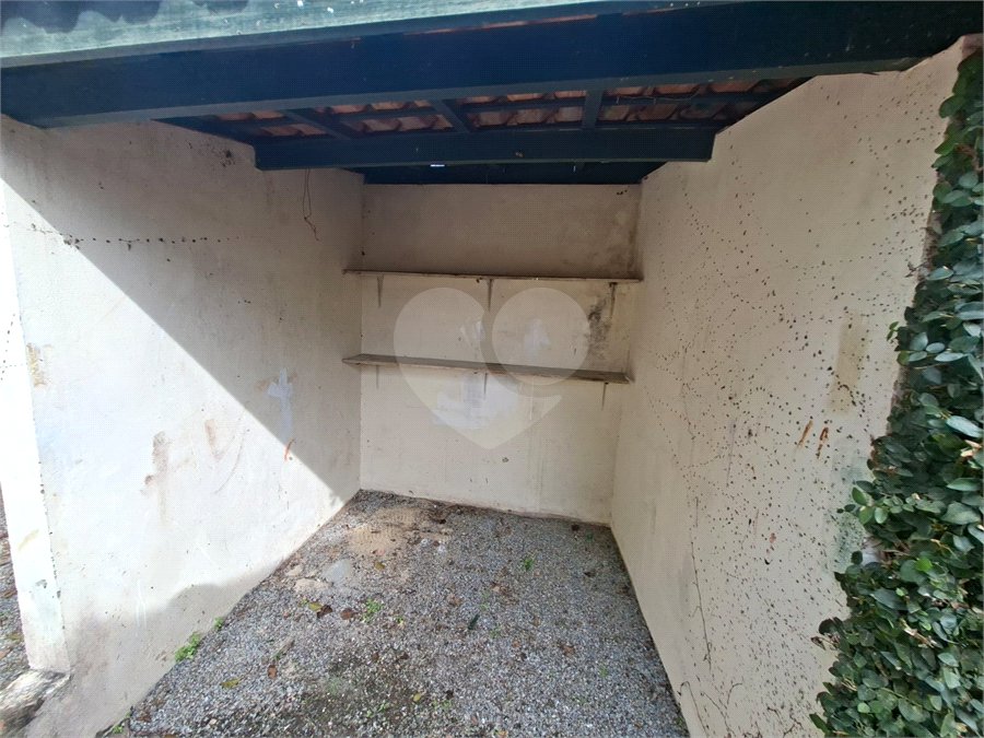 Casa à venda com 2 quartos no Centro, Alambari, SP