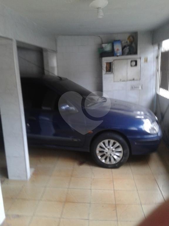Sobrado à venda com 2 quartos em Tremembé, São Paulo, SP