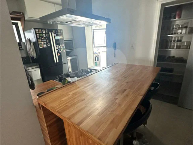 Apartamento à venda com 3 quartos, sendo 2 suítes,  em Morumbi, São Paulo, SP