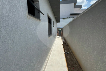 Casa à venda com 3 suítes no condomínio Reserva Central Parque, Salto - SP